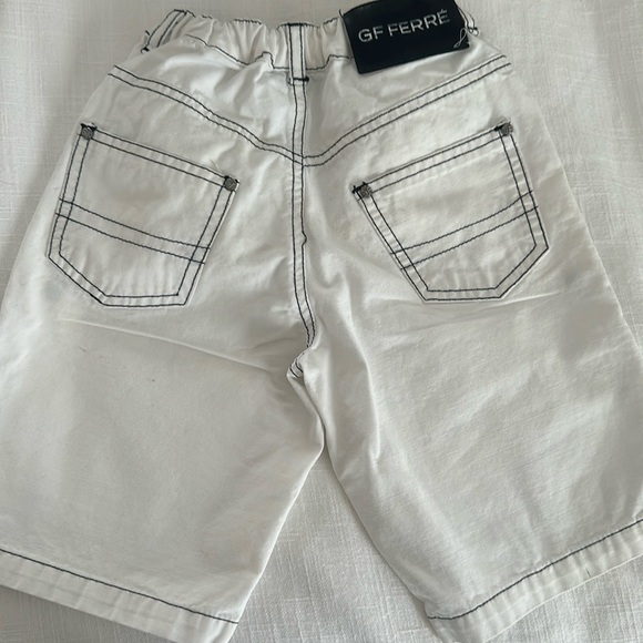 Gianfranco Ferre boys designer shorts - Picture 2 of 6